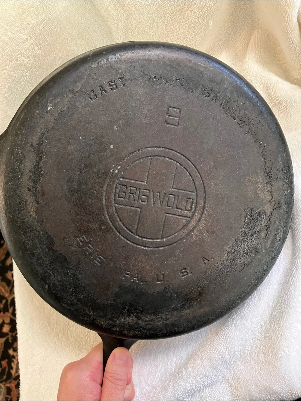 Antique Griswold #9 Cast Iron Skillet frying pan